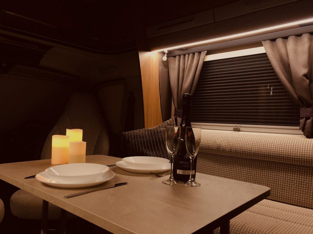 Motorhome dining