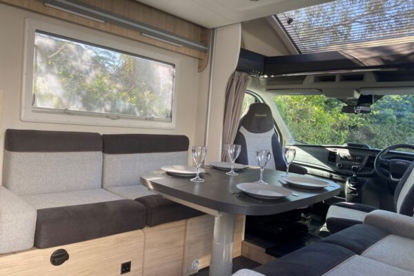 4 berth motorhome Dining 2 4 berth motorhome Dining