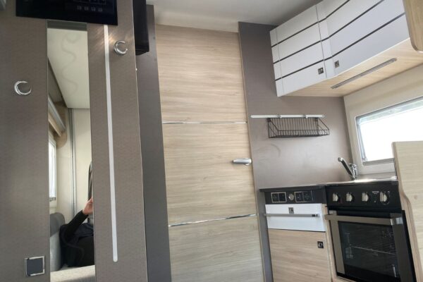 4 berth motorhome kitchen